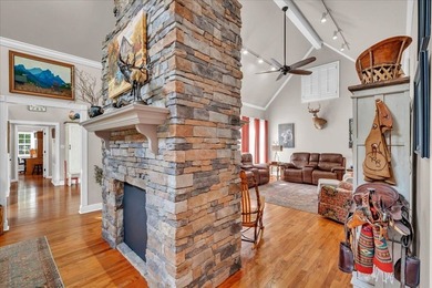 Nestled on 2.69 beautifully landscaped acres with approx. 350 - photo 5