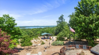 Lakefront Luxury Home on Bull Shoals Lake - photo 3