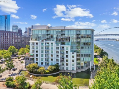 Lake Condo For Sale in Portland, Oregon