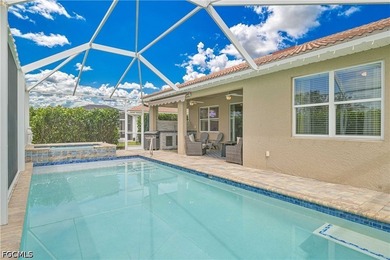 Welcome to your dream home in the sought-after Cascades at River - photo 11