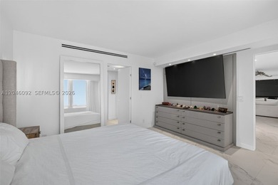 One-of-a-kind turnkey oceanfront compound at the iconic Roney - photo 12