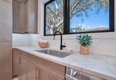 Price to Sell - Quiet Luxury | Move-In Ready | Prime Sunset Park - photo 15