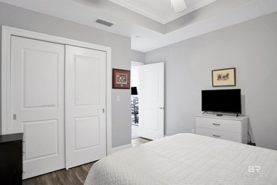 PRICED TO SELL! THIS UNIT IS READY FOR ITS NEW OWNER! Come and - photo 28