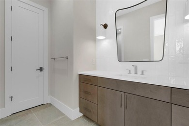 Price to Sell - Quiet Luxury | Move-In Ready | Prime Sunset Park - photo 31