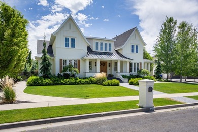 Amazing property!! You have got to see it! Home is completely up - photo 4