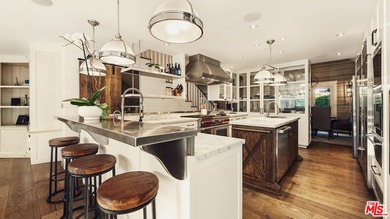 North of Montana, this 6-bedroom, 3.5-bath residence blends - photo 6