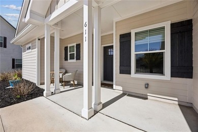 NEARLY NEW 3-BEDROOM HOME IN VICTORIA LANDING! IF YOU'RE LOOKING - photo 8