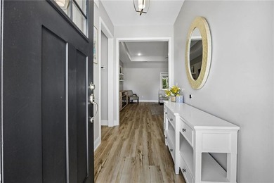 NEARLY NEW 3-BEDROOM HOME IN VICTORIA LANDING! IF YOU'RE LOOKING - photo 10