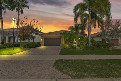 (private lake, pond, coastal) Home For Sale in Wellington Florida