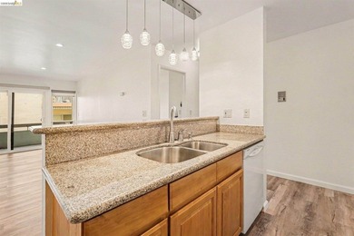 Updated single-level condo in one of Oakland's most convenient - photo 15