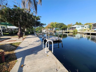 Weeki Wachee Gardens is truly a gem! This is a great location to - photo 18