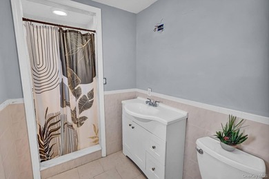 Location, Location, Location! This updated 4 bedroom, 3 bath - photo 20