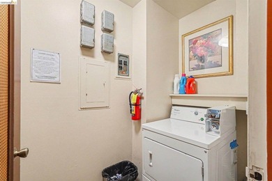 Updated single-level condo in one of Oakland's most convenient - photo 21