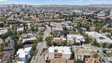 Updated single-level condo in one of Oakland's most convenient - photo 26
