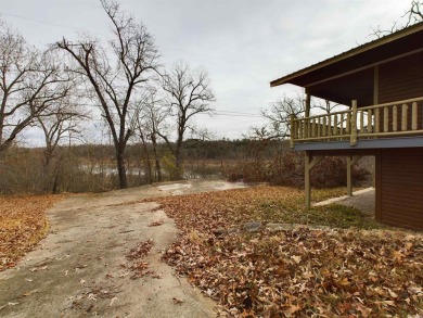 BULL SHOALS LAKE VIEW!!! Don't miss this beautiful home that has
