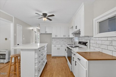 REDUCED!! Remodeled 3 Bedroom, 1 Bath home at an incredible - photo 4