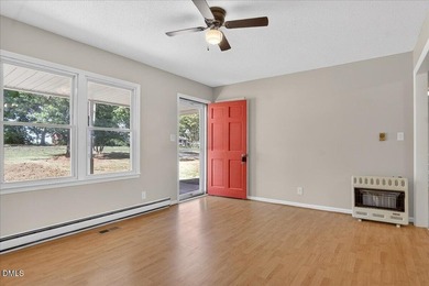 REDUCED!! Remodeled 3 Bedroom, 1 Bath home at an incredible - photo 8