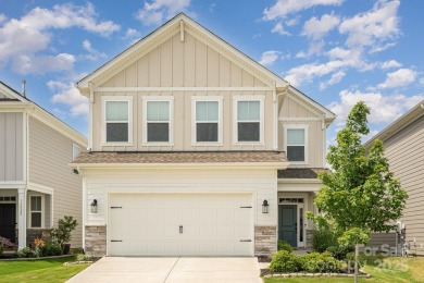 Lake Home For Sale in Charlotte, North Carolina