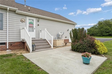 Wonderful Location in River Bank Acres in the heart of - photo 11