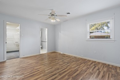 Only 3 blocks to the Beach!!Great Family Home in College Park - photo 16