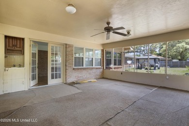 Only 3 blocks to the Beach!!Great Family Home in College Park - photo 23