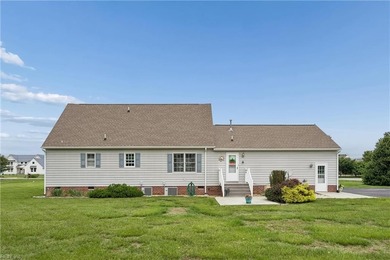 Wonderful Location in River Bank Acres in the heart of - photo 26