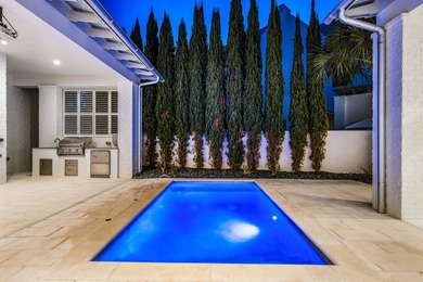 Set within the exclusive waterfront neighborhood of Churchill - photo 27