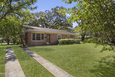 Only 3 blocks to the Beach!!Great Family Home in College Park - photo 32