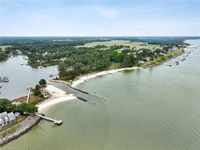 Wonderful Location in River Bank Acres in the heart of - photo 36