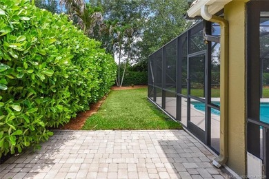 Size matters! Spacious 3,580 square foot under air pool home - photo 39