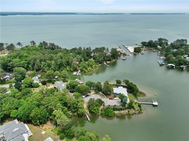 Wonderful Location in River Bank Acres in the heart of - photo 39