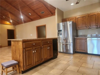 Welcome to 160 Glyndale Circle in Brunswick, GA-a unique and - photo 10