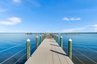 Set within the exclusive waterfront neighborhood of Churchill - photo 42