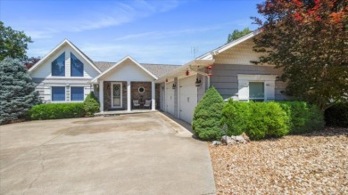 Lakefront Luxury Home on Bull Shoals Lake - Lake Home For Sale in Oakland, Arkansas