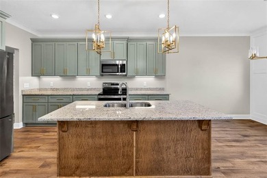 This MOVE IN READY, beautiful new construction home, located in - photo 7
