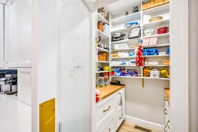 405 Colonial Street, boasting superior craftmanship sets the bar - photo 26