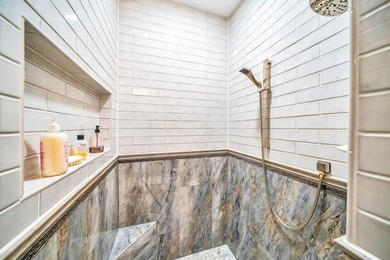 405 Colonial Street, boasting superior craftmanship sets the bar - photo 38