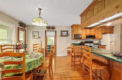 Lake Life Done Right - 5BR | 3.5BA on Nolin Lake If you've been - photo 7