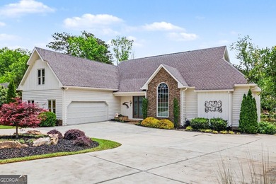 Begin and end every day with spectacular views of Carriage Lake! - photo 3