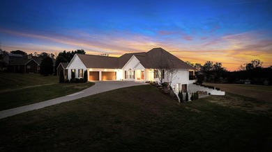 405 Colonial Street, boasting superior craftmanship sets the bar - photo 57