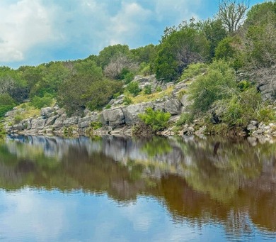 Lake LBJ Home For Sale in Horseshoe Bay Texas