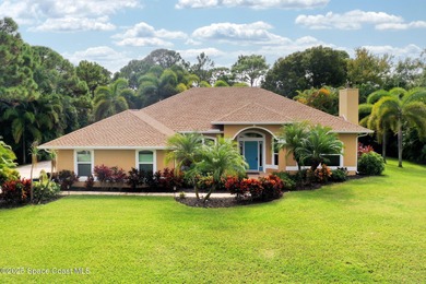 (private lake, pond, creek) Home For Sale in Grant Florida