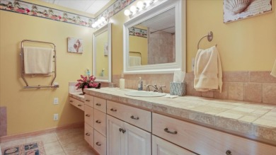 Lakefront Luxury Home on Bull Shoals Lake - photo 17