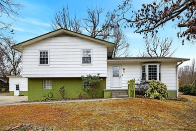 Hiwassee River Home Sale Pending in Benton Tennessee