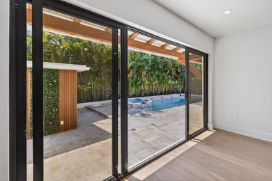 Perfectly positioned a few blocks from the Intracoastal in the - photo 23