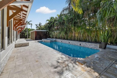 Perfectly positioned a few blocks from the Intracoastal in the - photo 46