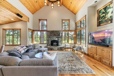 Set within a quiet cul-de-sac in Lahontan Golf Club, 115 Bob - photo 4