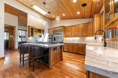 Set within a quiet cul-de-sac in Lahontan Golf Club, 115 Bob - photo 8