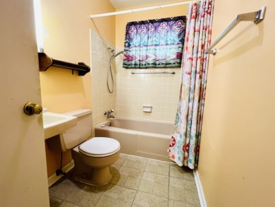 ATTENTION LAKE LOVERS - FAMILY COMPOUND OR  - 2 UNITS ON 1 SOLD - photo 24