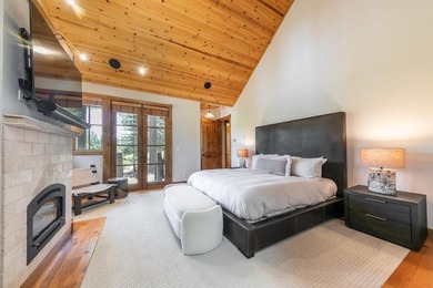 Set within a quiet cul-de-sac in Lahontan Golf Club, 115 Bob - photo 10